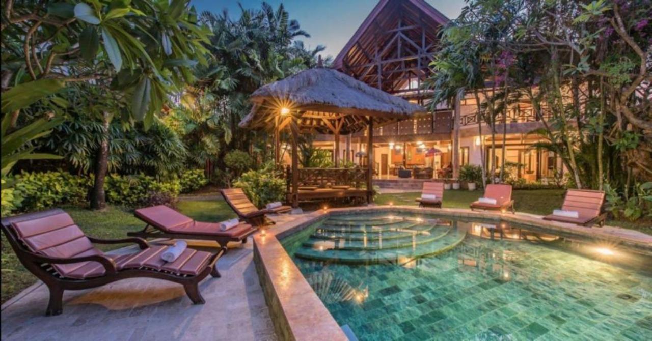 New Daria Villas Seminyak Экстерьер фото