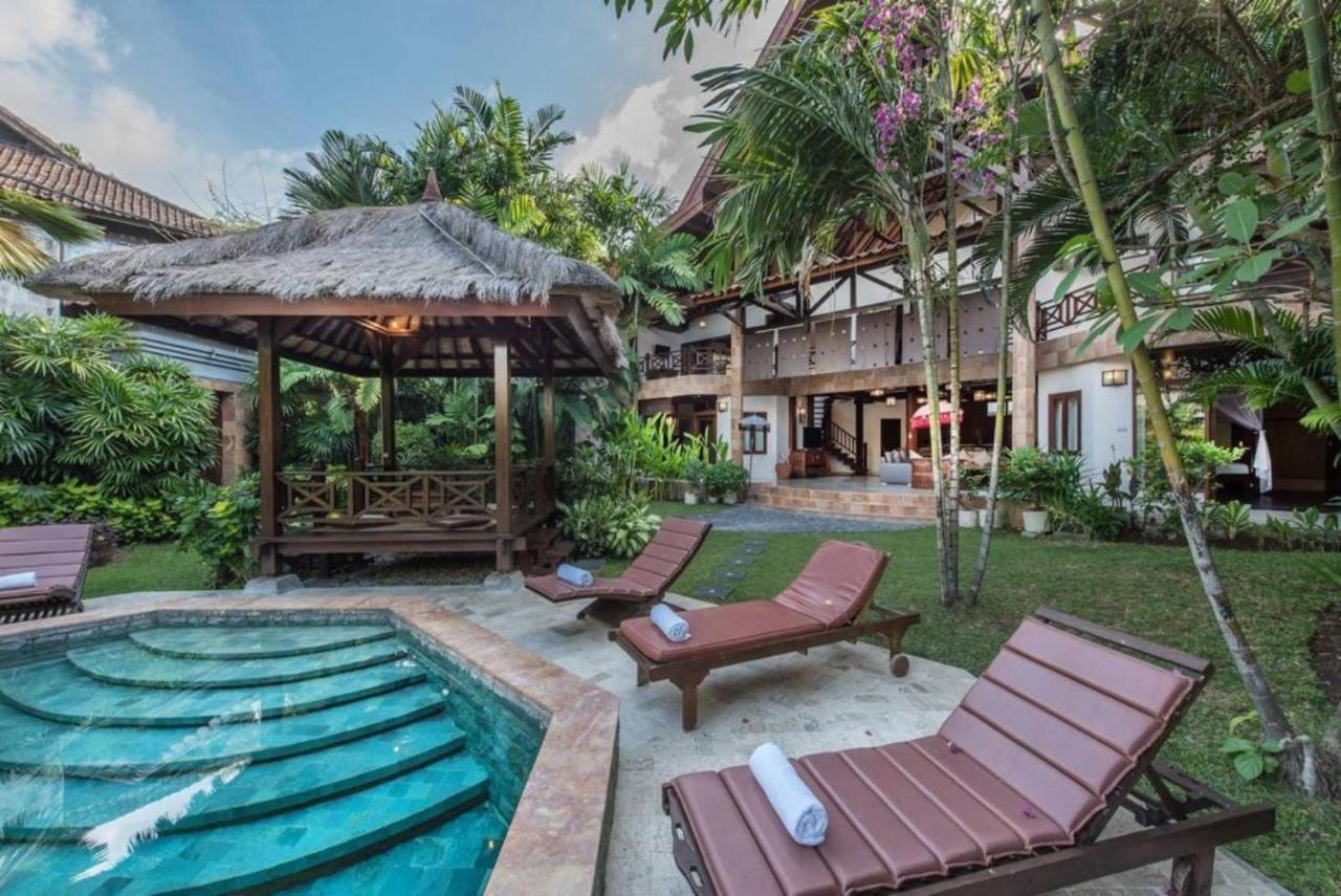 New Daria Villas Seminyak Экстерьер фото
